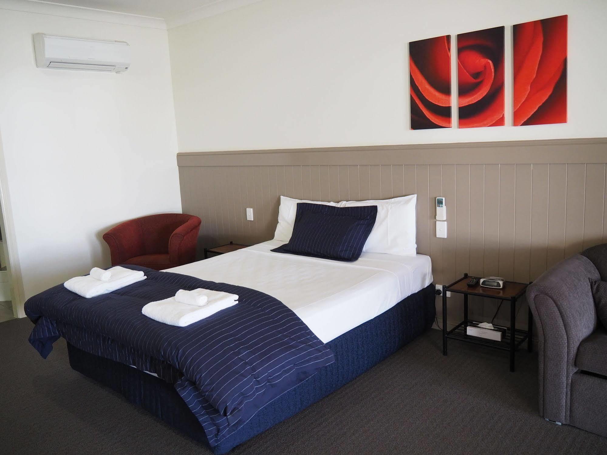 Pittsworth Motor Inn المظهر الخارجي الصورة